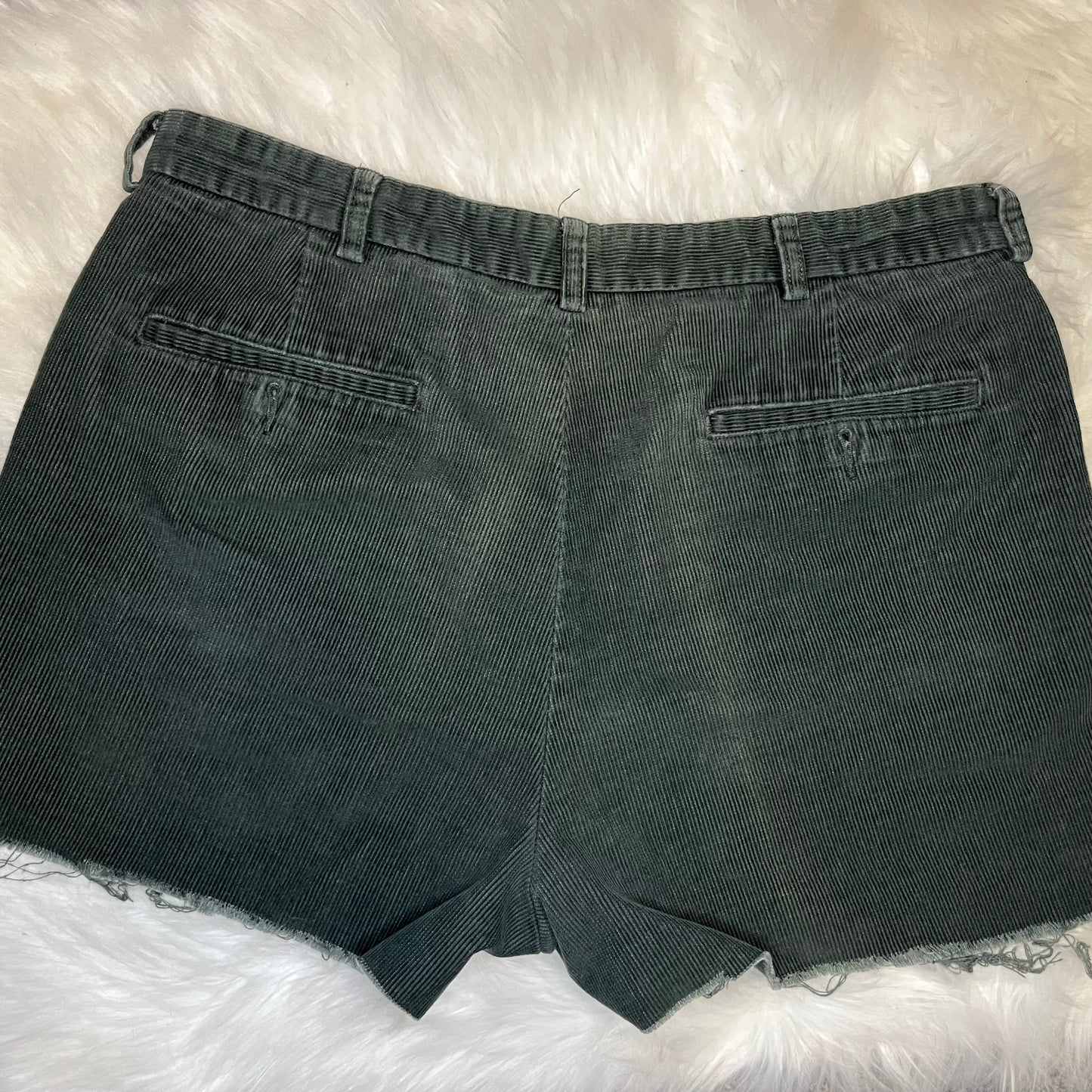 Dark Green Corduroy Shorts w/ Matching Scrunchie | W: 37 in