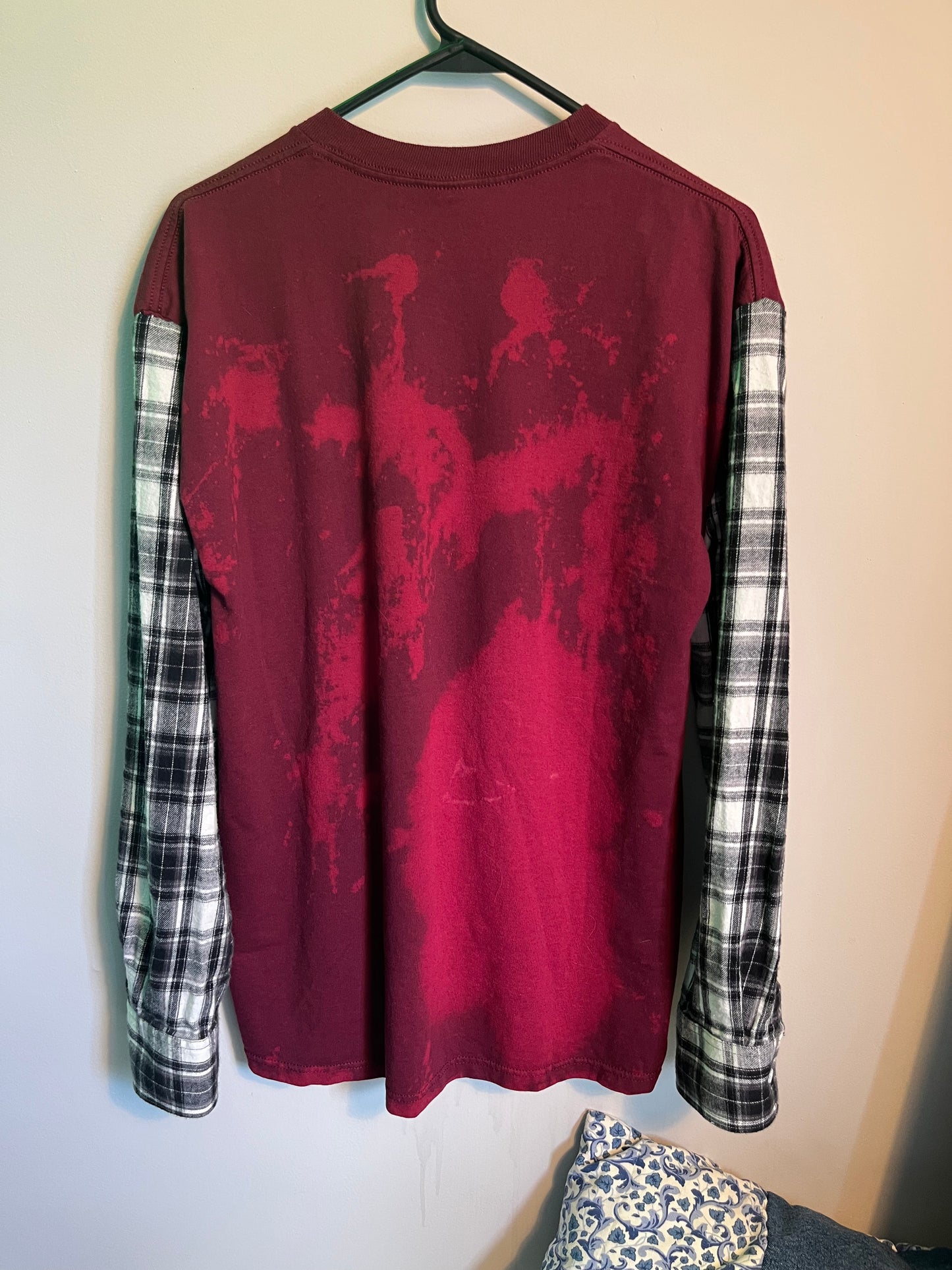 Bleached Tee w/ Flannel Arms | M
